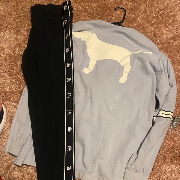 PINK Victoria's Secret Tops - Vs pink set